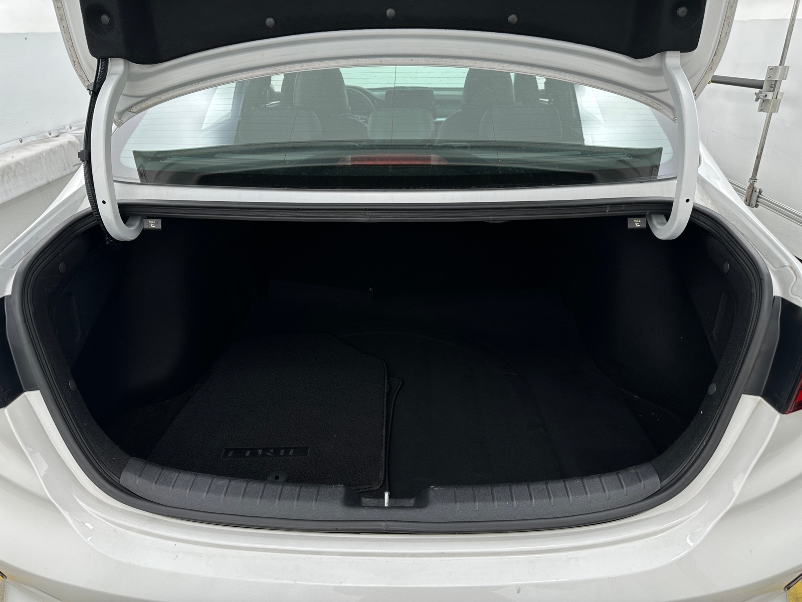 Thumbnail: 2022 Kia Forte - 7