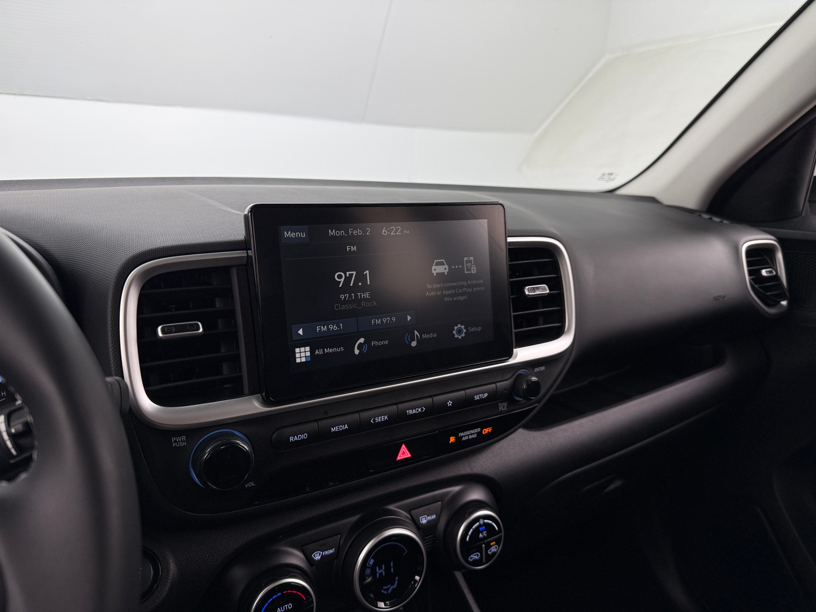 Thumbnail: 2025 Hyundai Venue - 4