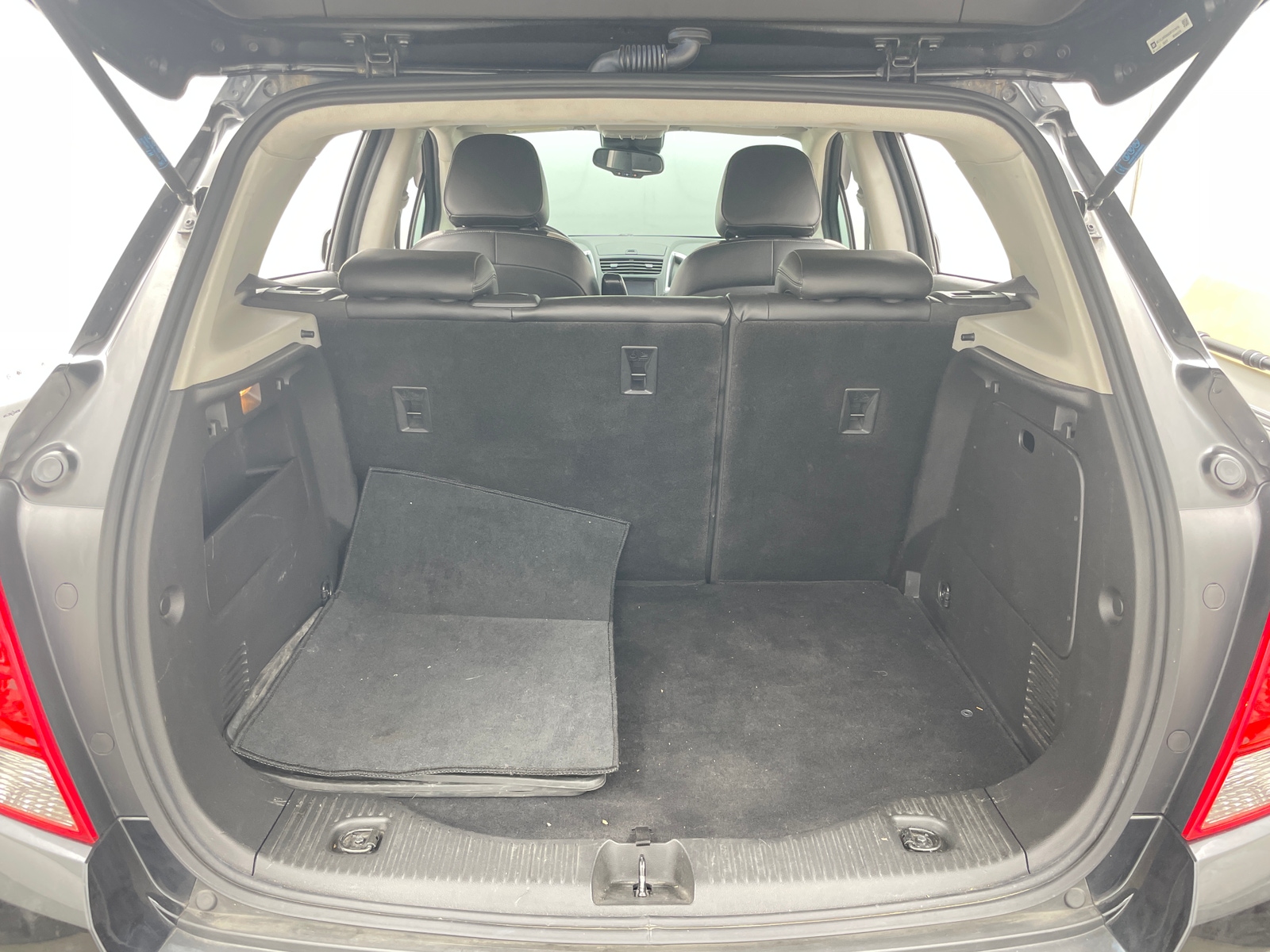 Thumbnail: 2016 Chevrolet Trax - 6