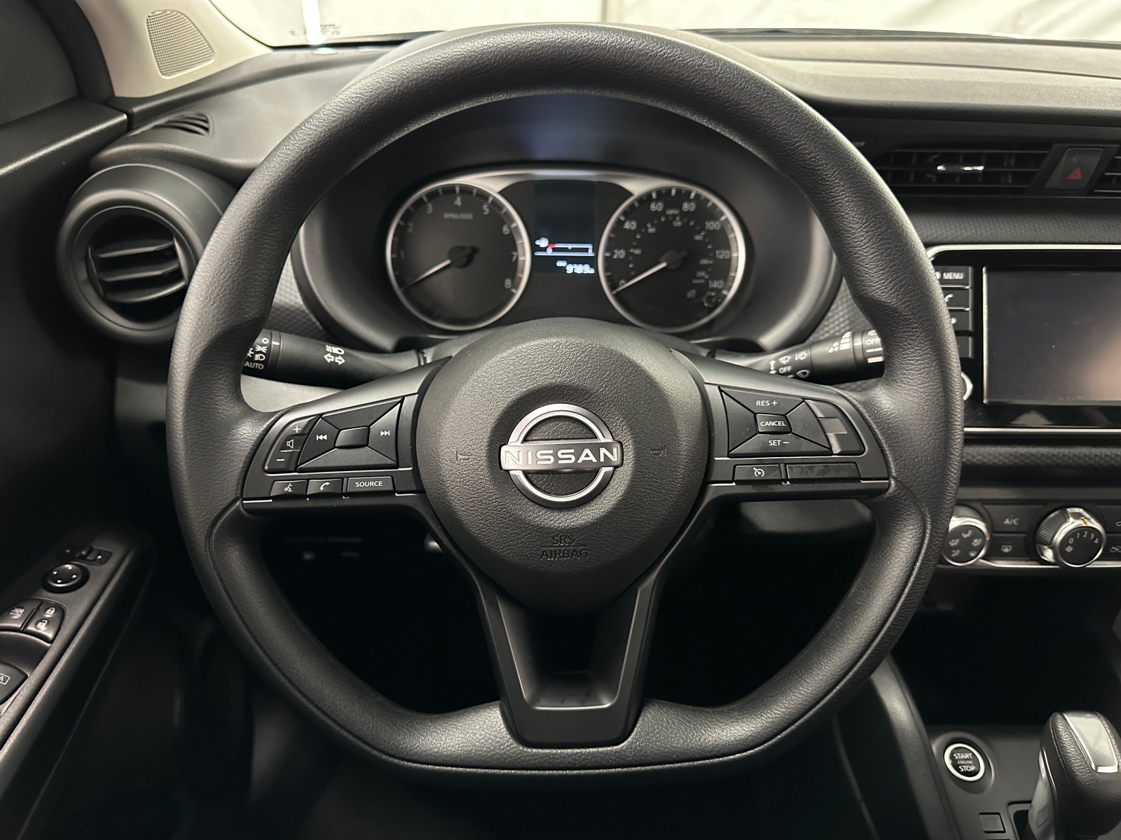 Thumbnail: 2025 Nissan Kicks - 5