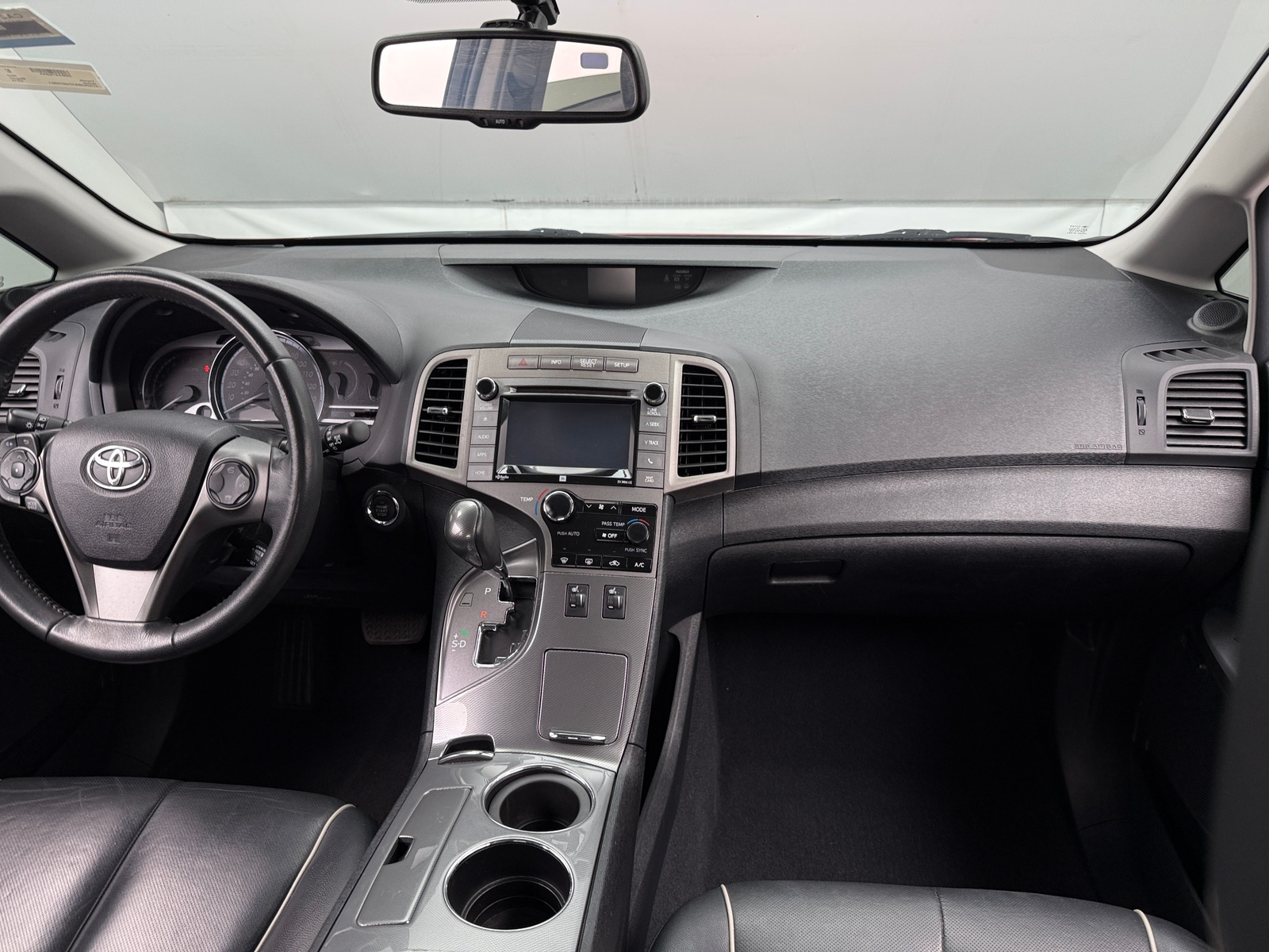 Thumbnail: 2015 Toyota Venza - 2