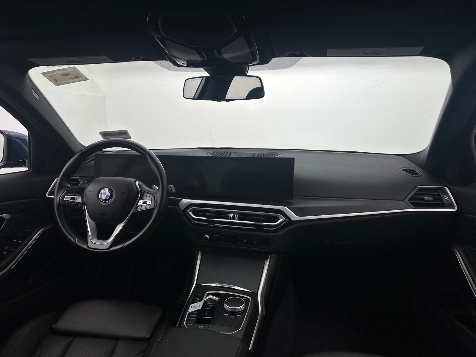 Thumbnail: 2024 BMW 3 Series - 2