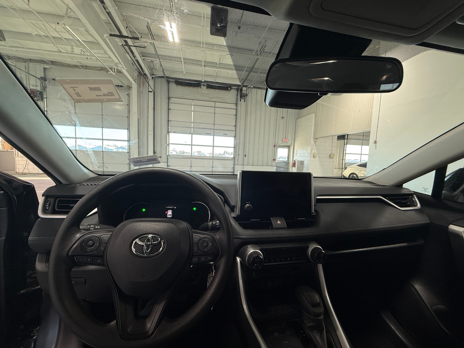 Thumbnail: 2025 Toyota RAV4 - 3