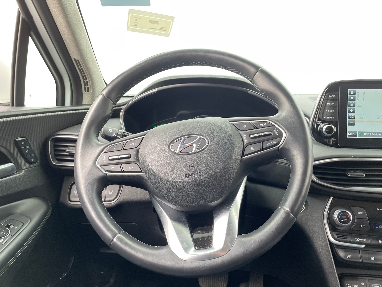 Thumbnail: 2019 Hyundai Santa Fe - 4