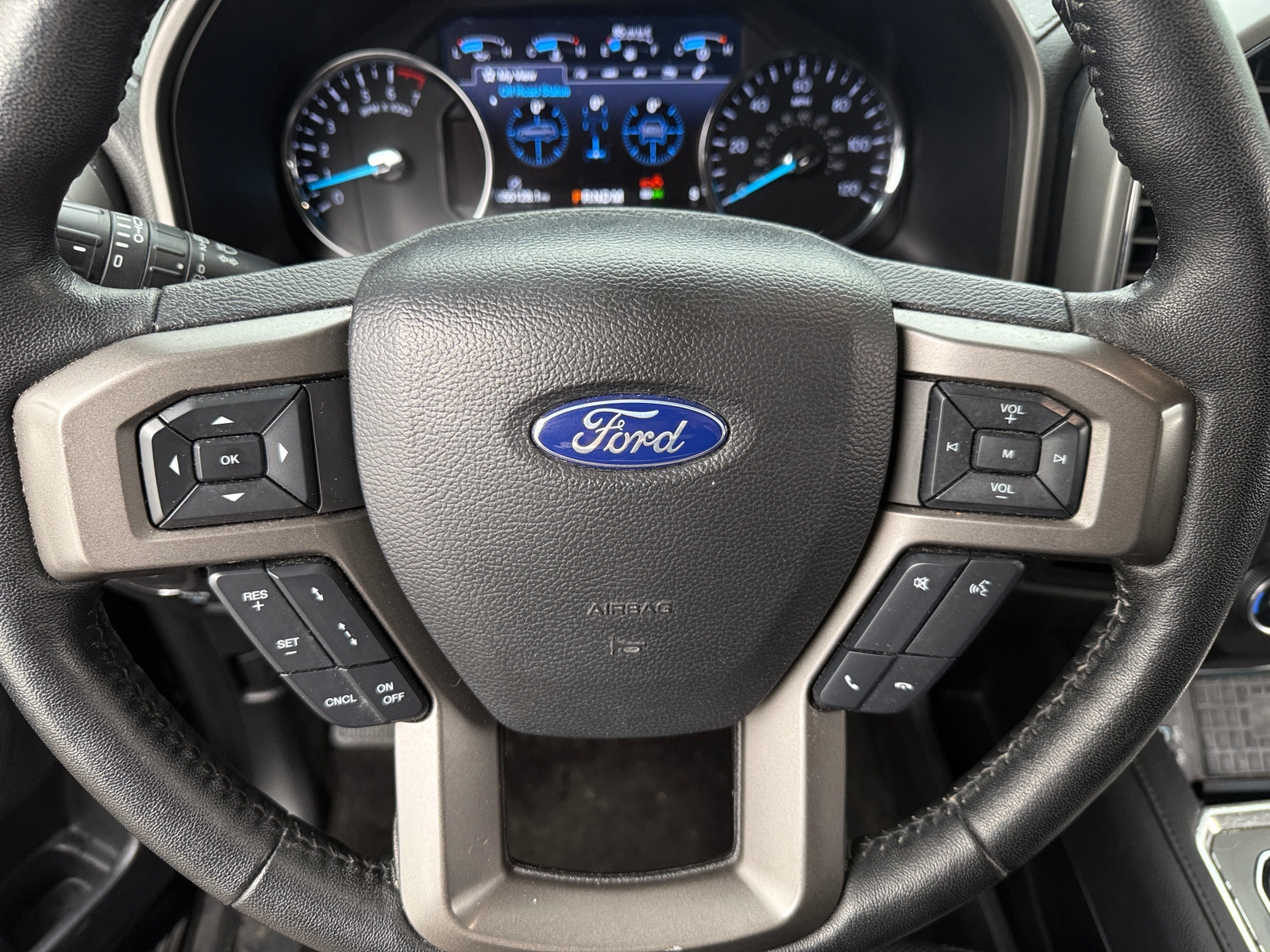 Thumbnail: 2019 Ford Expedition - 4