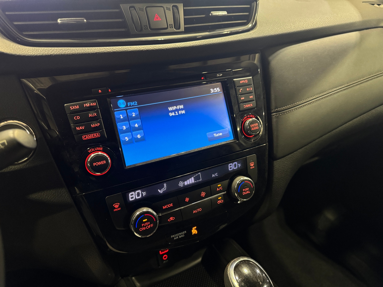 Thumbnail: 2017 Nissan Rogue - 3