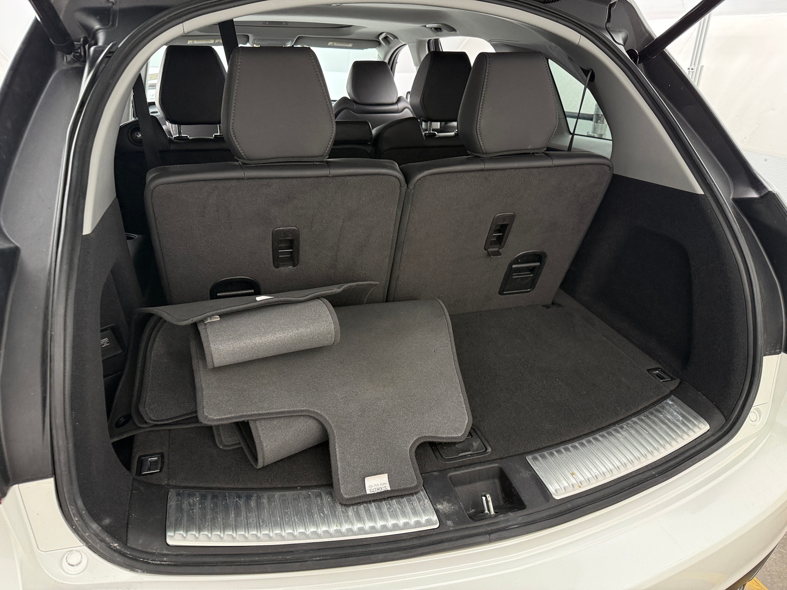 Thumbnail: 2020 Acura MDX - 6