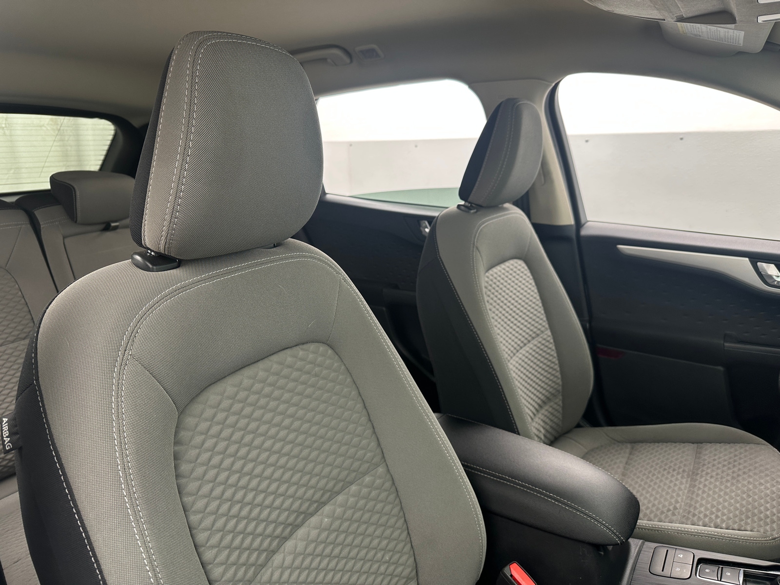 Thumbnail: 2020 Ford Escape - 2