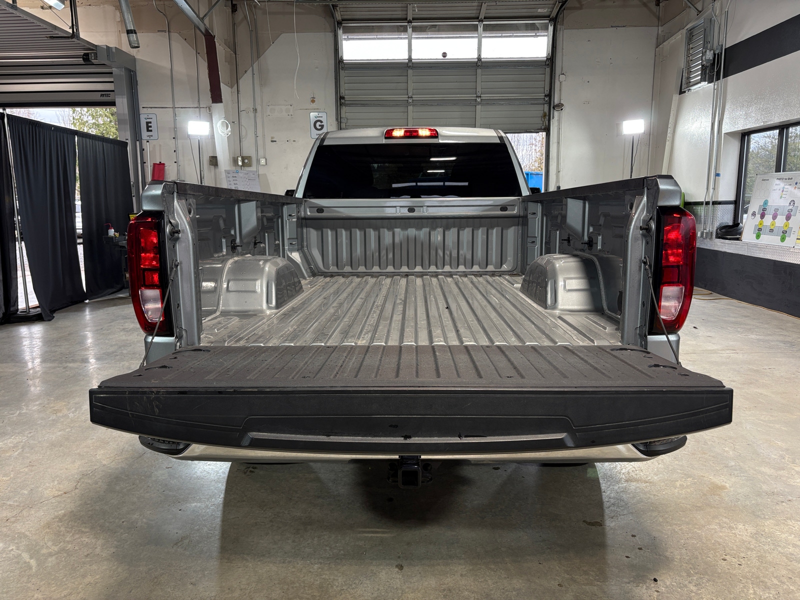 Thumbnail: 2024 GMC Sierra 1500 - 6