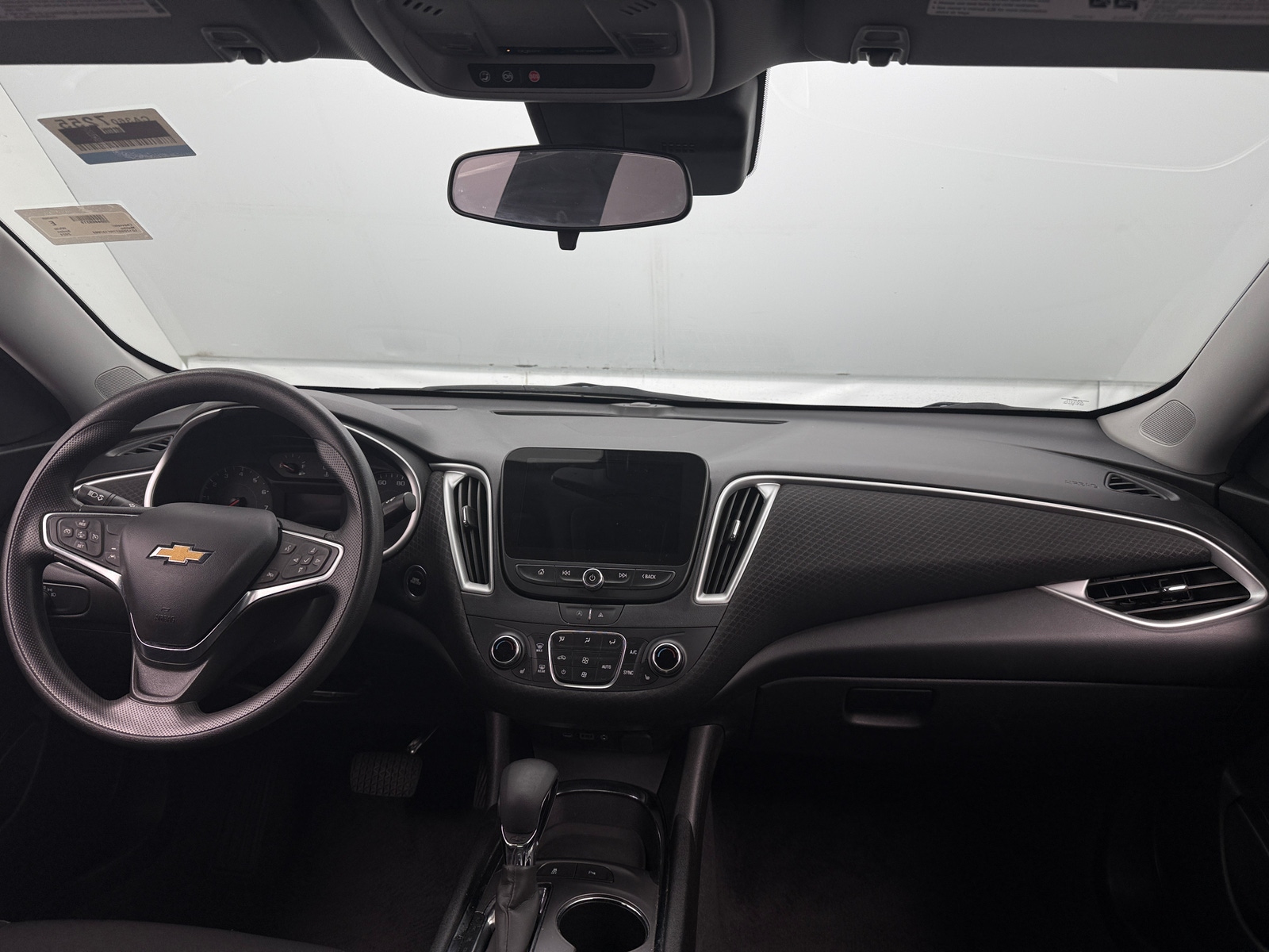 Thumbnail: 2024 Chevrolet Malibu - 3