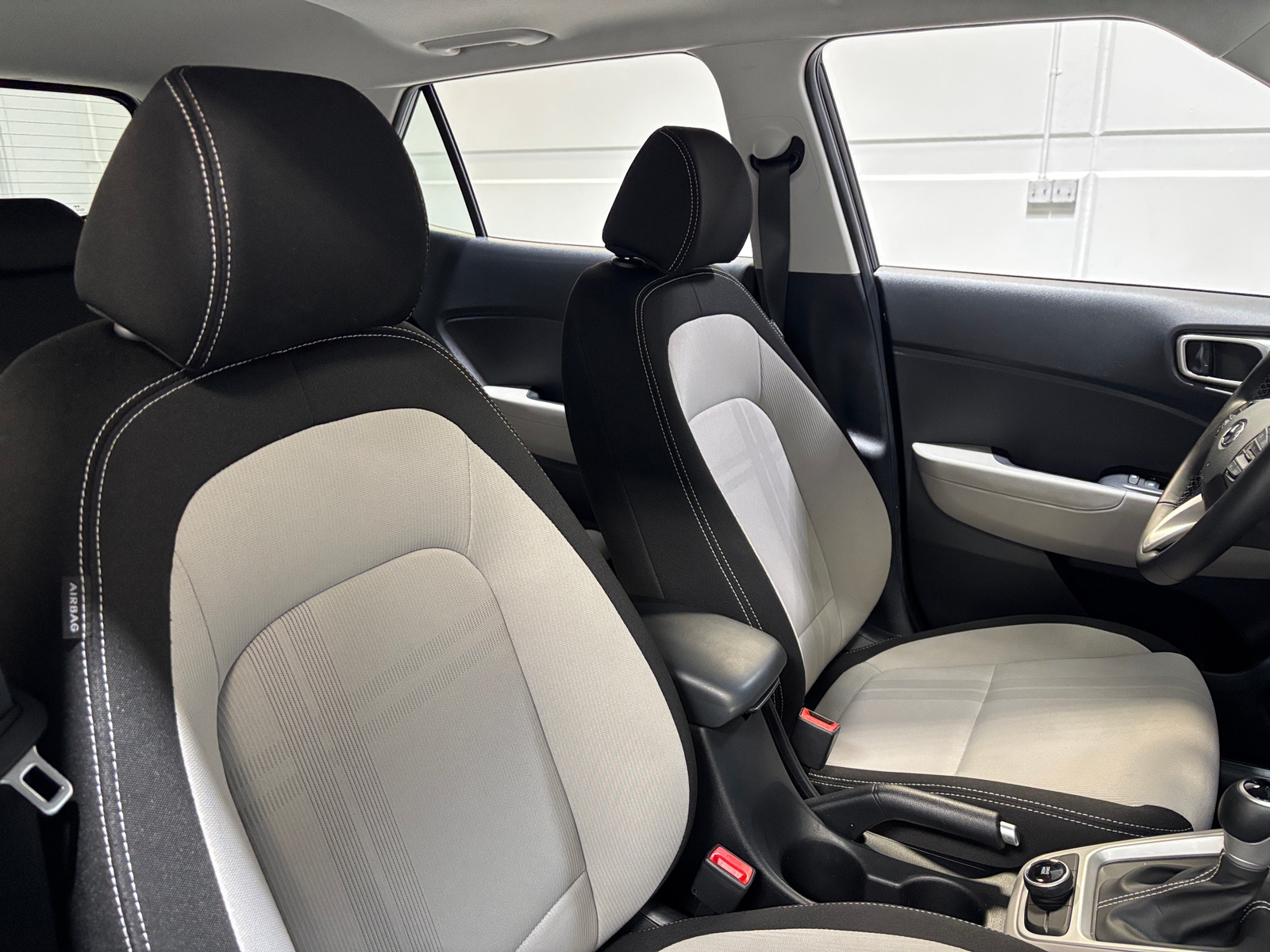 Thumbnail: 2025 Hyundai Venue - 2