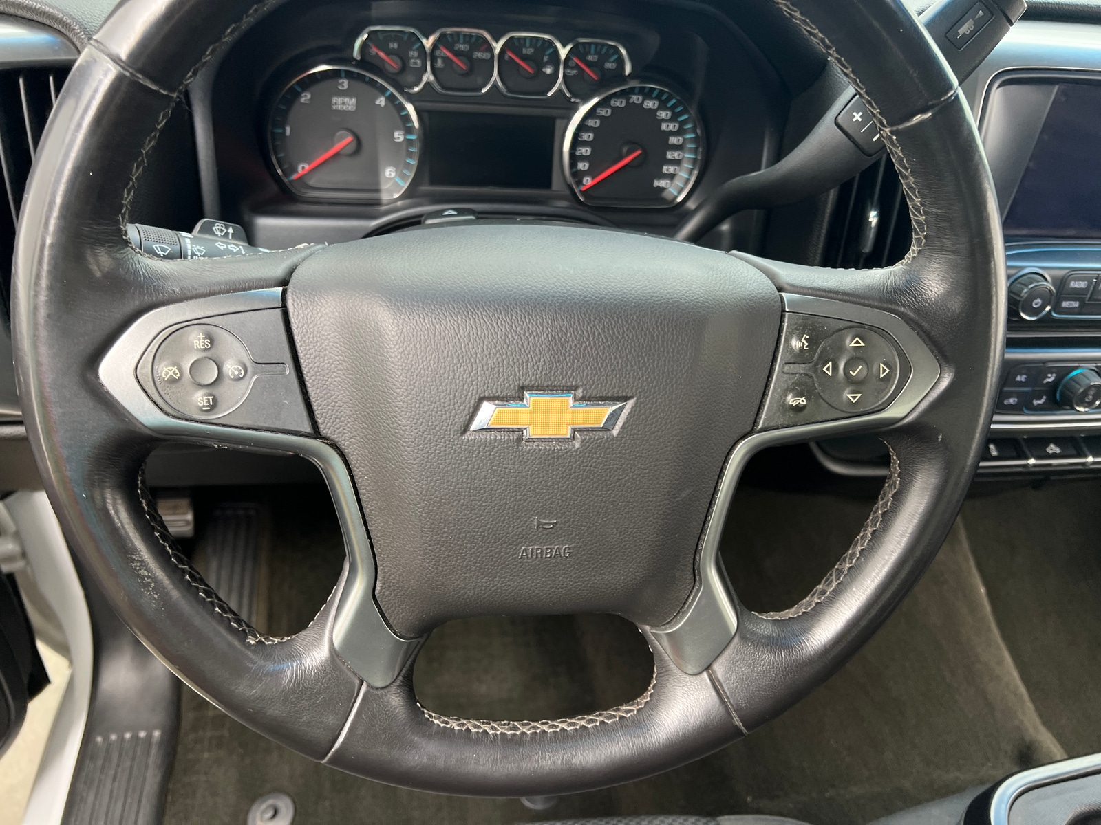 Thumbnail: 2017 Chevrolet Silverado 1500 - 5