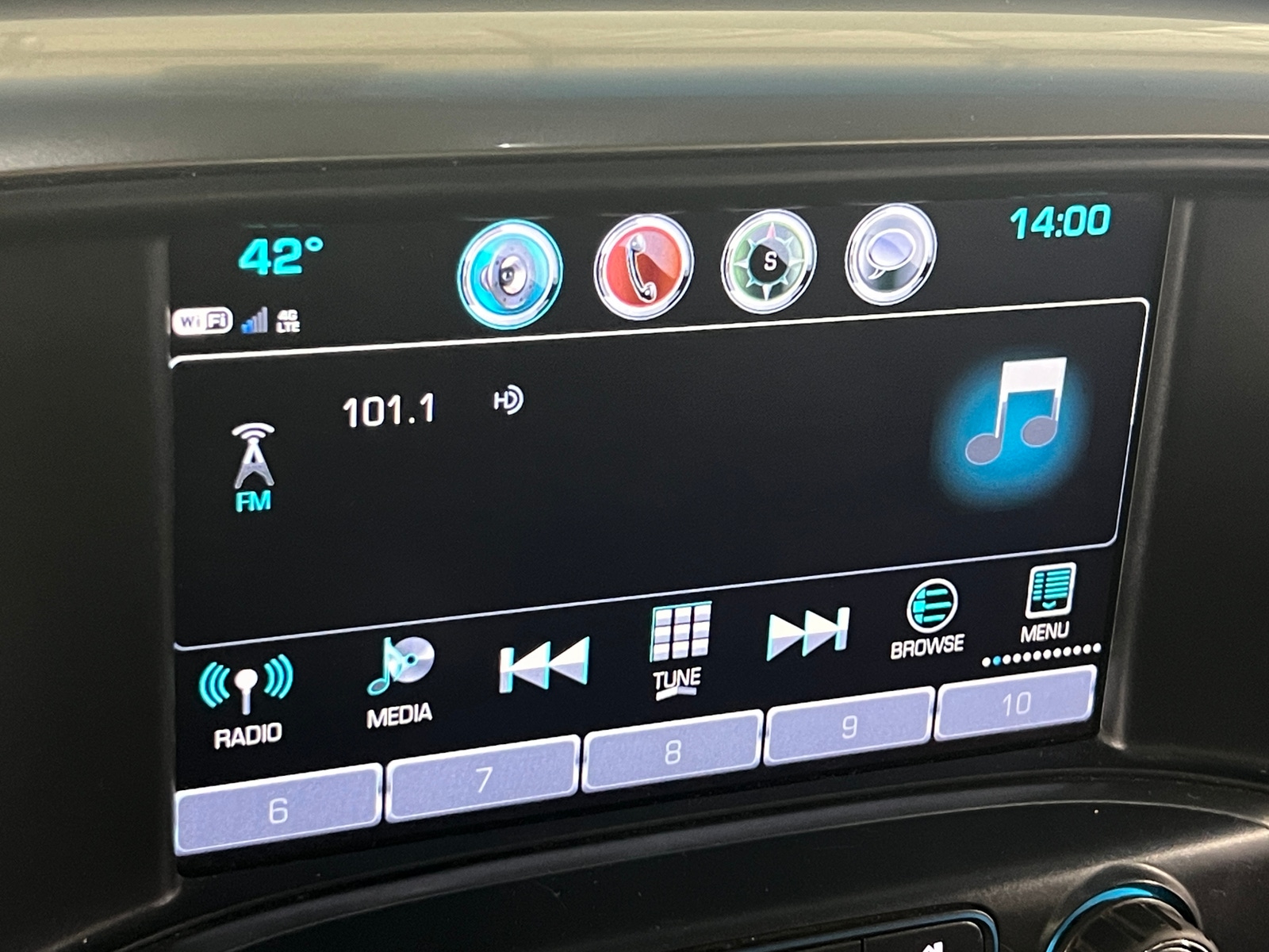 Thumbnail: 2017 Chevrolet Silverado 1500 - 4