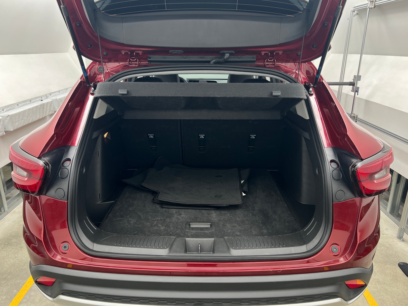 Thumbnail: 2025 Chevrolet Trax - 7