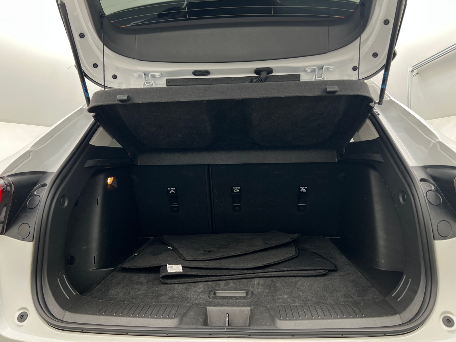 Thumbnail: 2025 Chevrolet Trax - 7