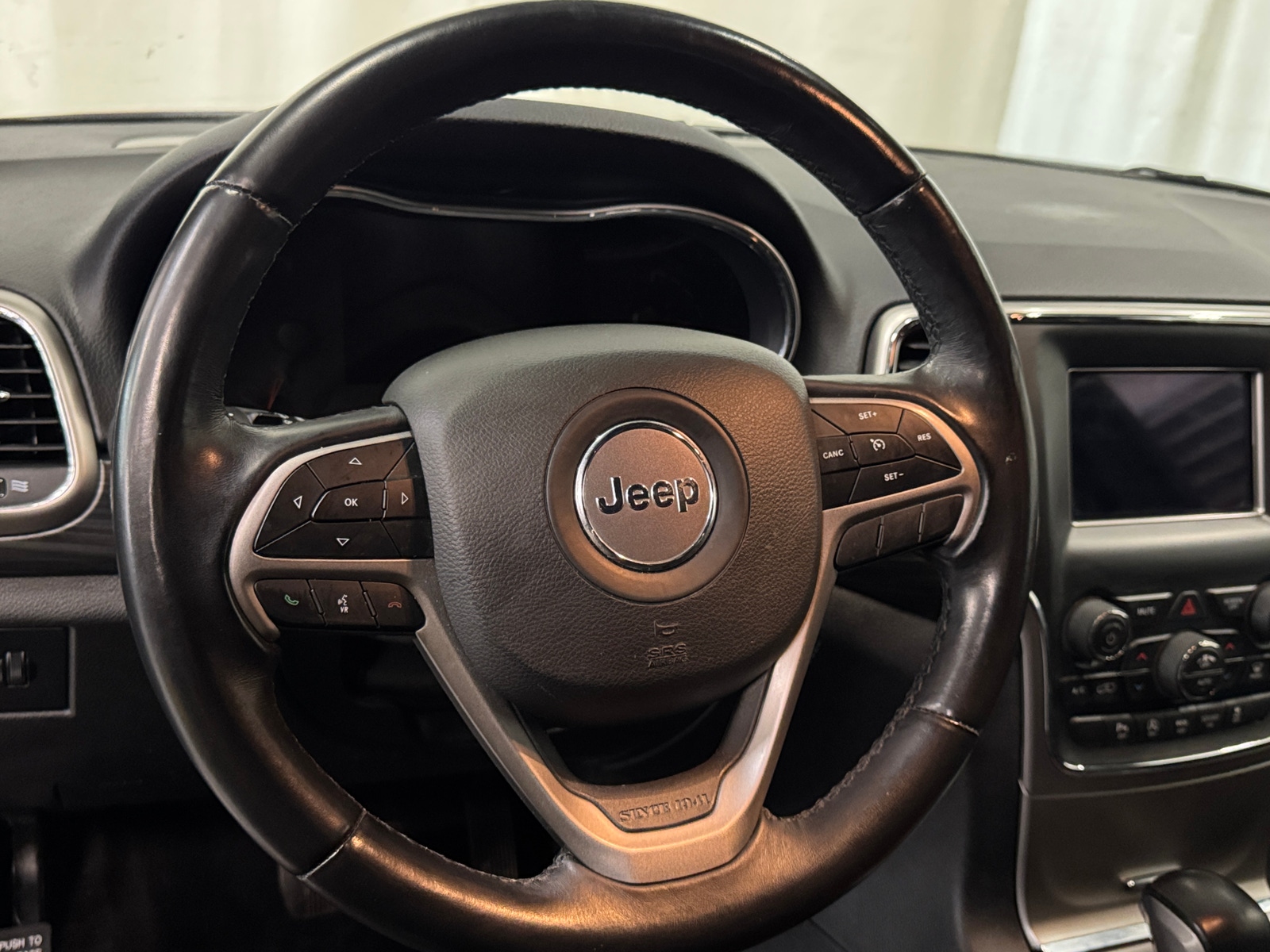 Thumbnail: 2020 Jeep Grand Cherokee - 5