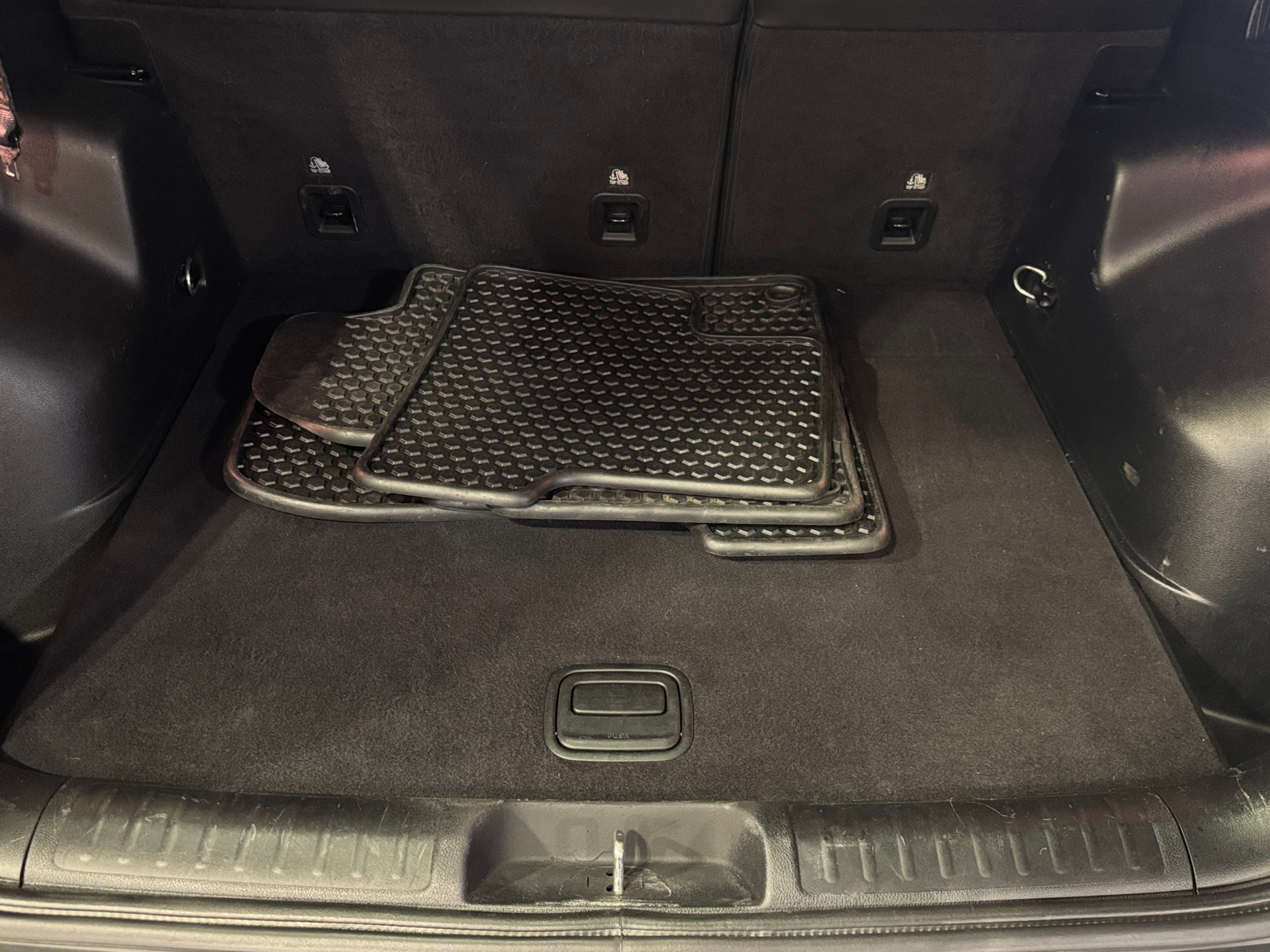 Thumbnail: 2020 Jeep Cherokee - 7