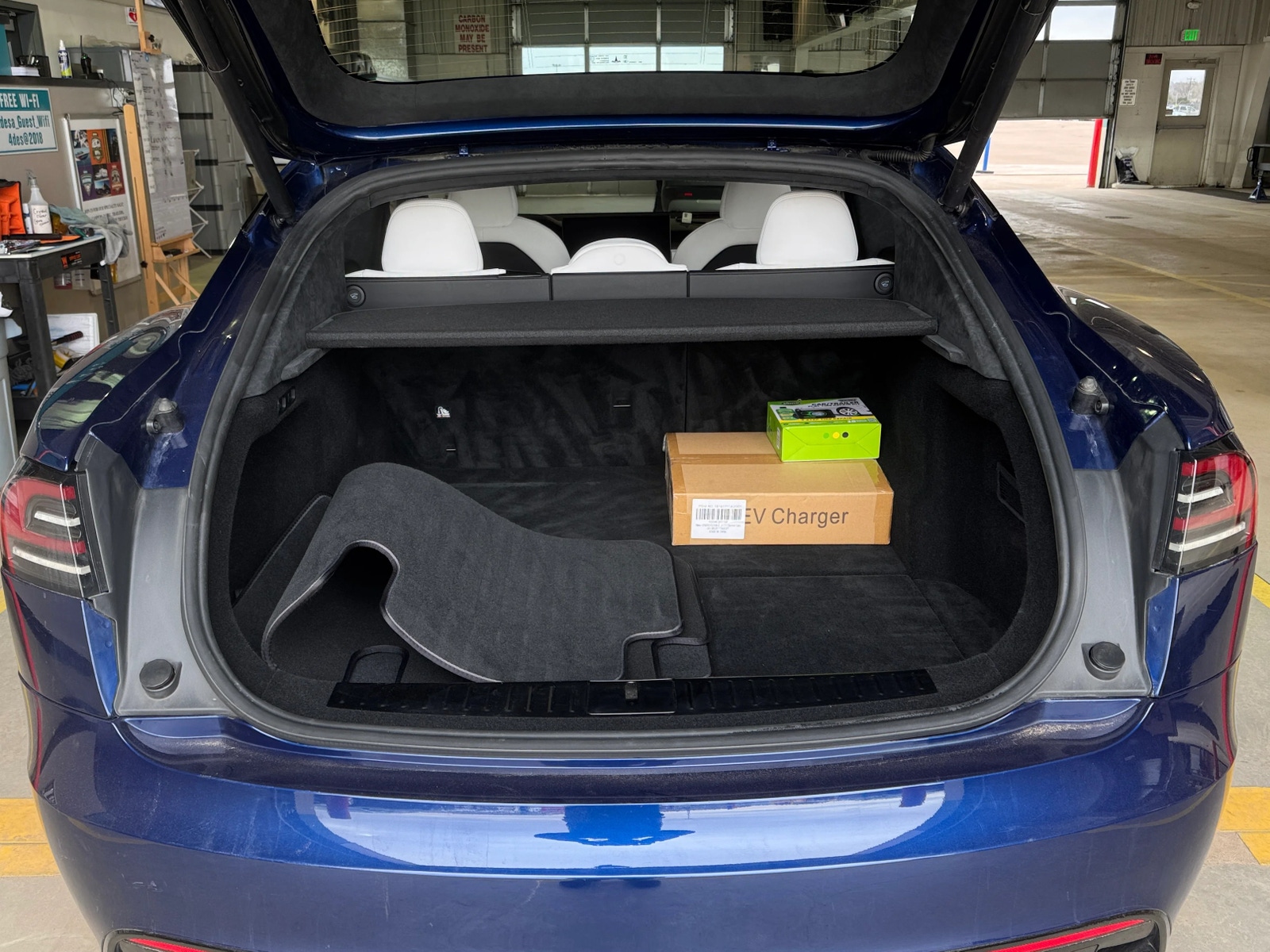 Thumbnail: 2023 Tesla Model S - 7