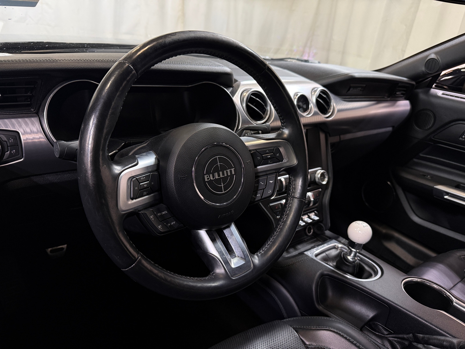 Thumbnail: 2019 Ford Mustang - 3