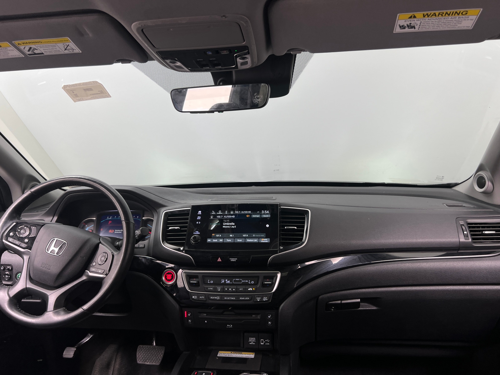 Thumbnail: 2019 Honda Pilot - 2