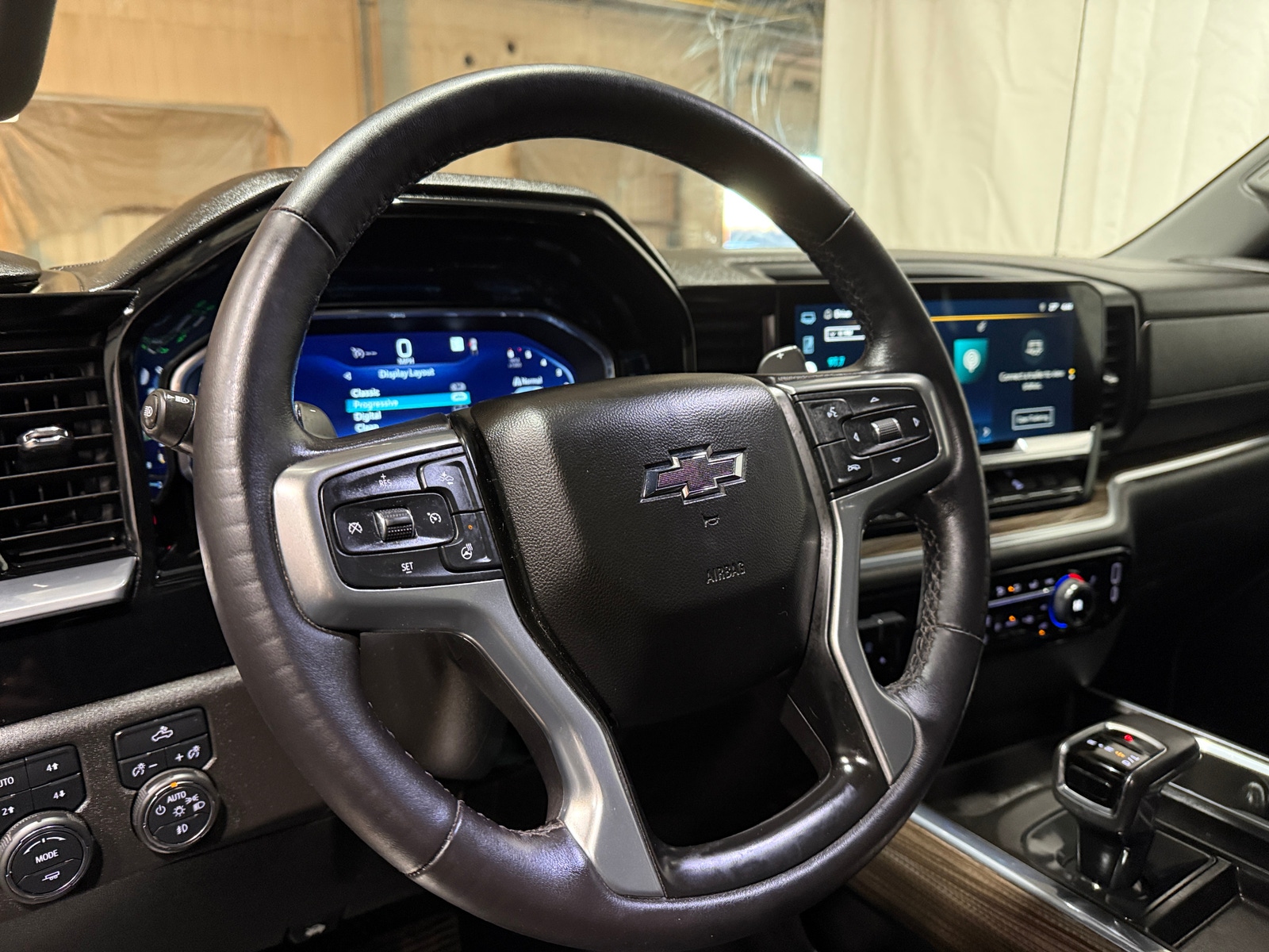 Thumbnail: 2022 Chevrolet Silverado 1500 - 5