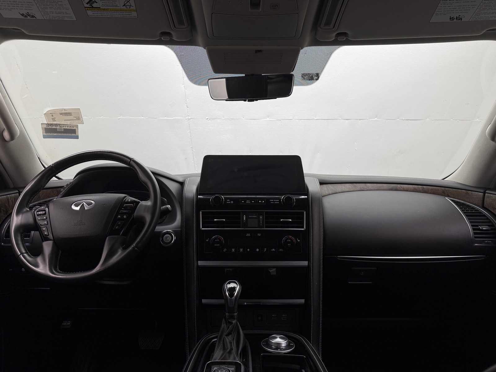 Thumbnail: 2024 INFINITI QX80 - 2