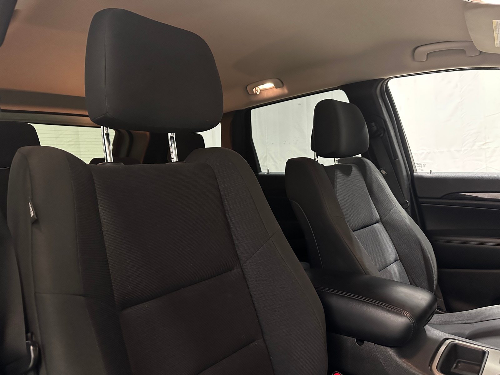 Thumbnail: 2012 Jeep Grand Cherokee - 2