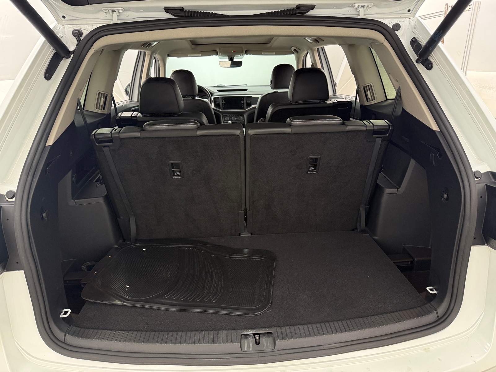 Thumbnail: 2021 Volkswagen Atlas - 6