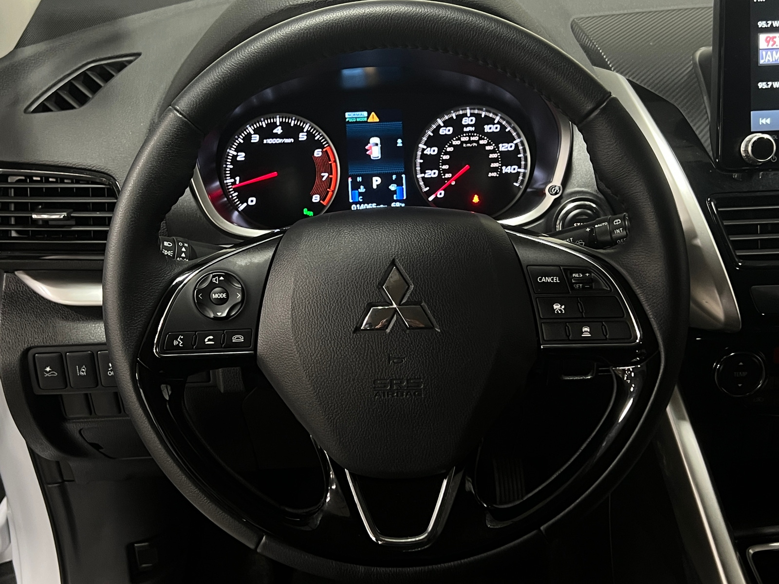 Thumbnail: 2025 Mitsubishi Eclipse Cross - 5