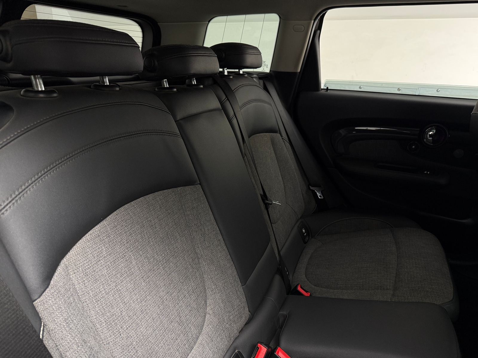 Thumbnail: 2016 MINI Cooper Clubman - 5