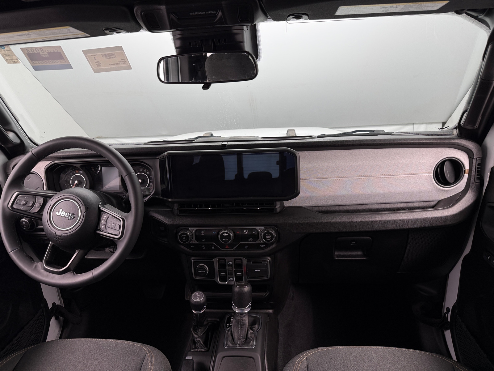 Thumbnail: 2025 Jeep Gladiator - 3