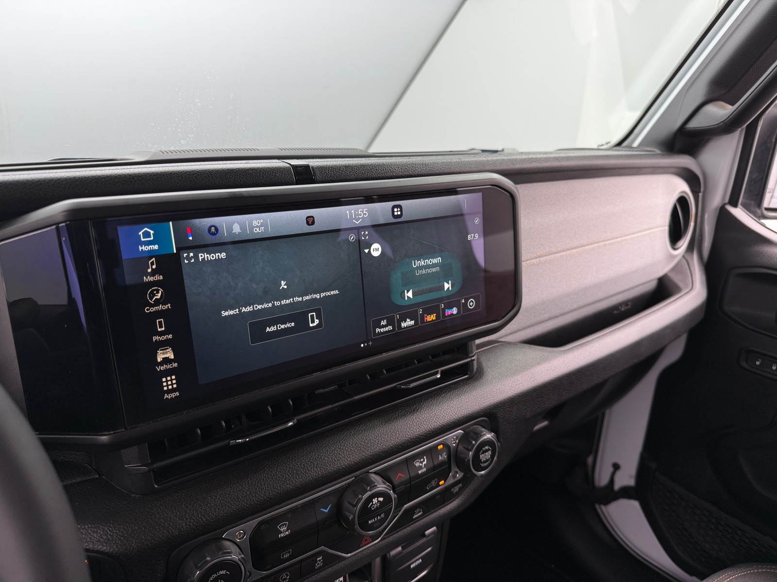 Thumbnail: 2025 Jeep Gladiator - 4