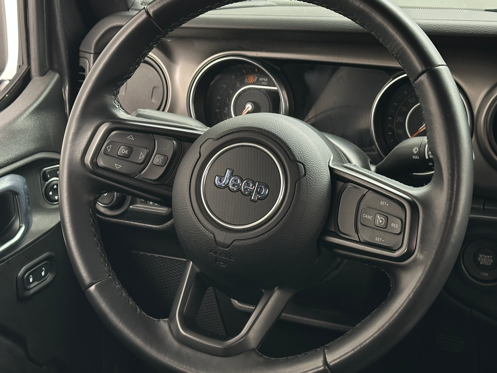 Thumbnail: 2021 Jeep Wrangler - 5