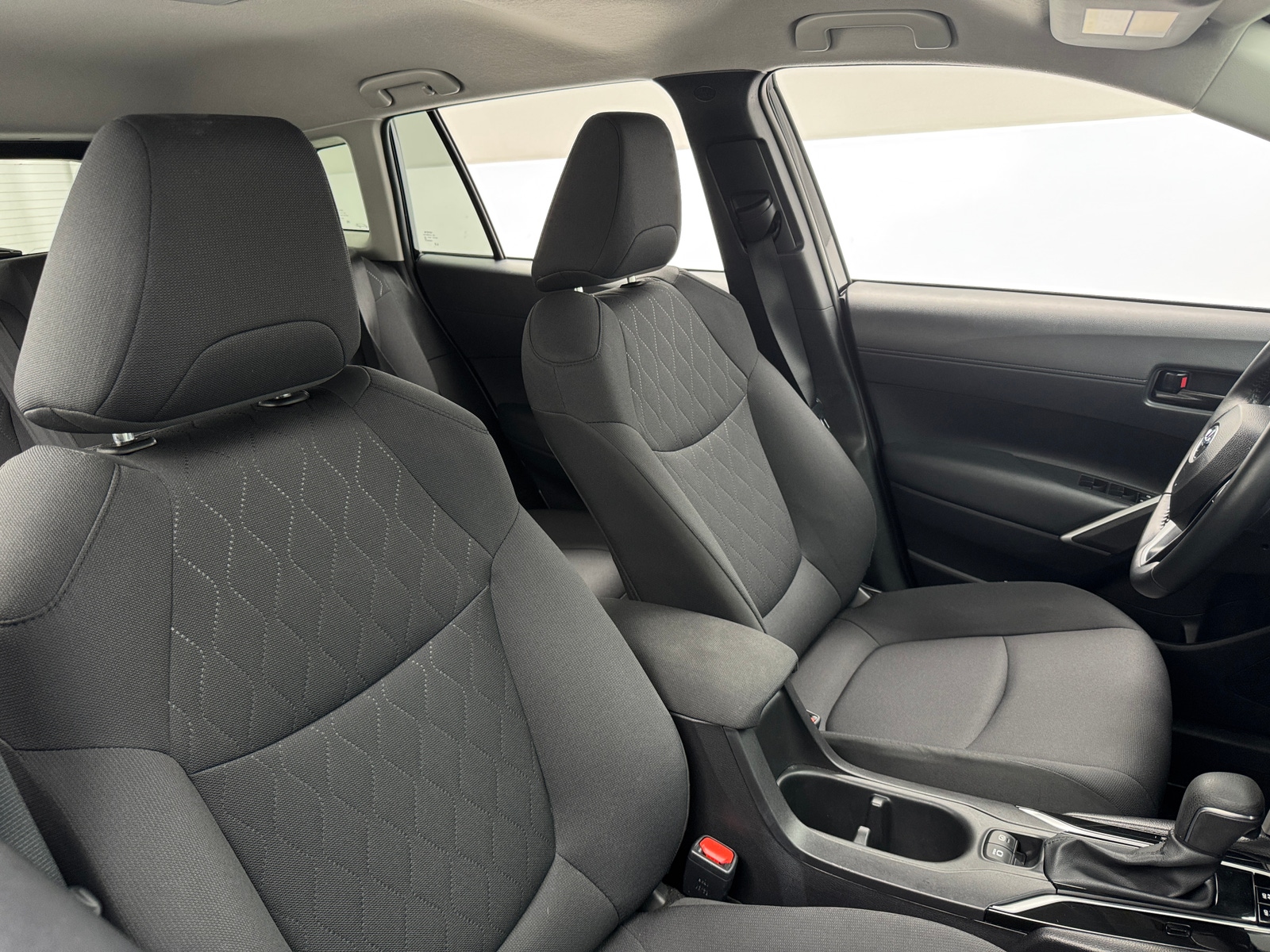 Thumbnail: 2025 Toyota Corolla Cross - 2