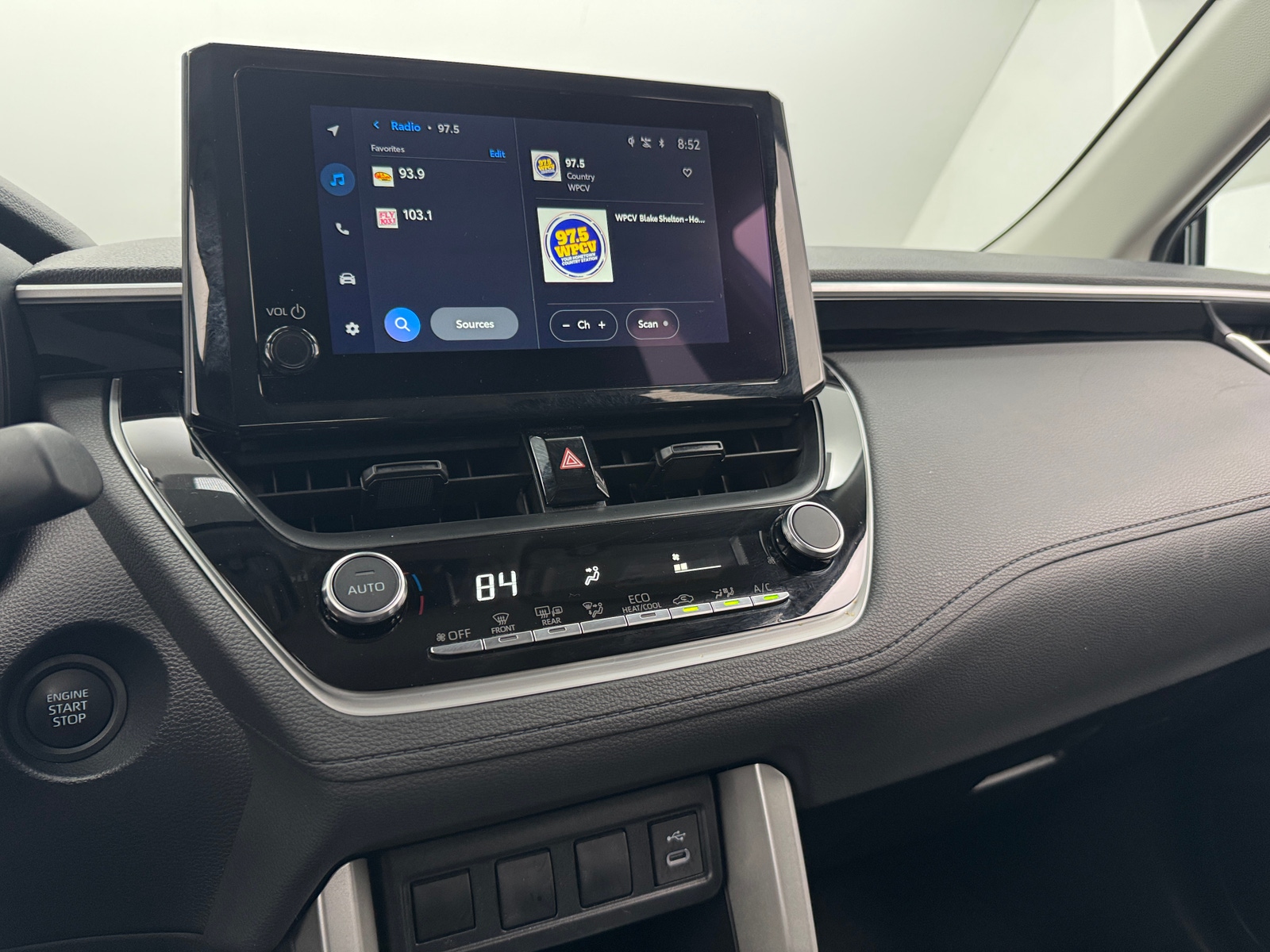 Thumbnail: 2025 Toyota Corolla Cross - 4