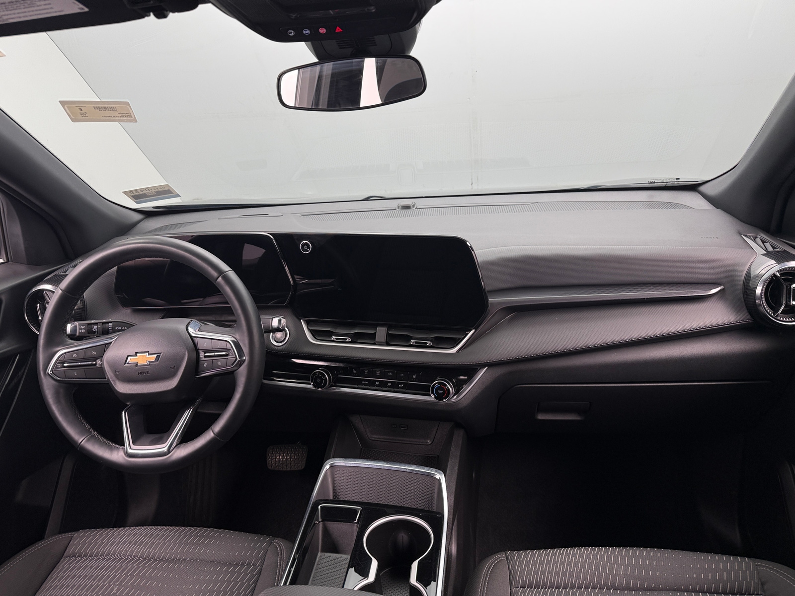 Thumbnail: 2025 Chevrolet Equinox - 3