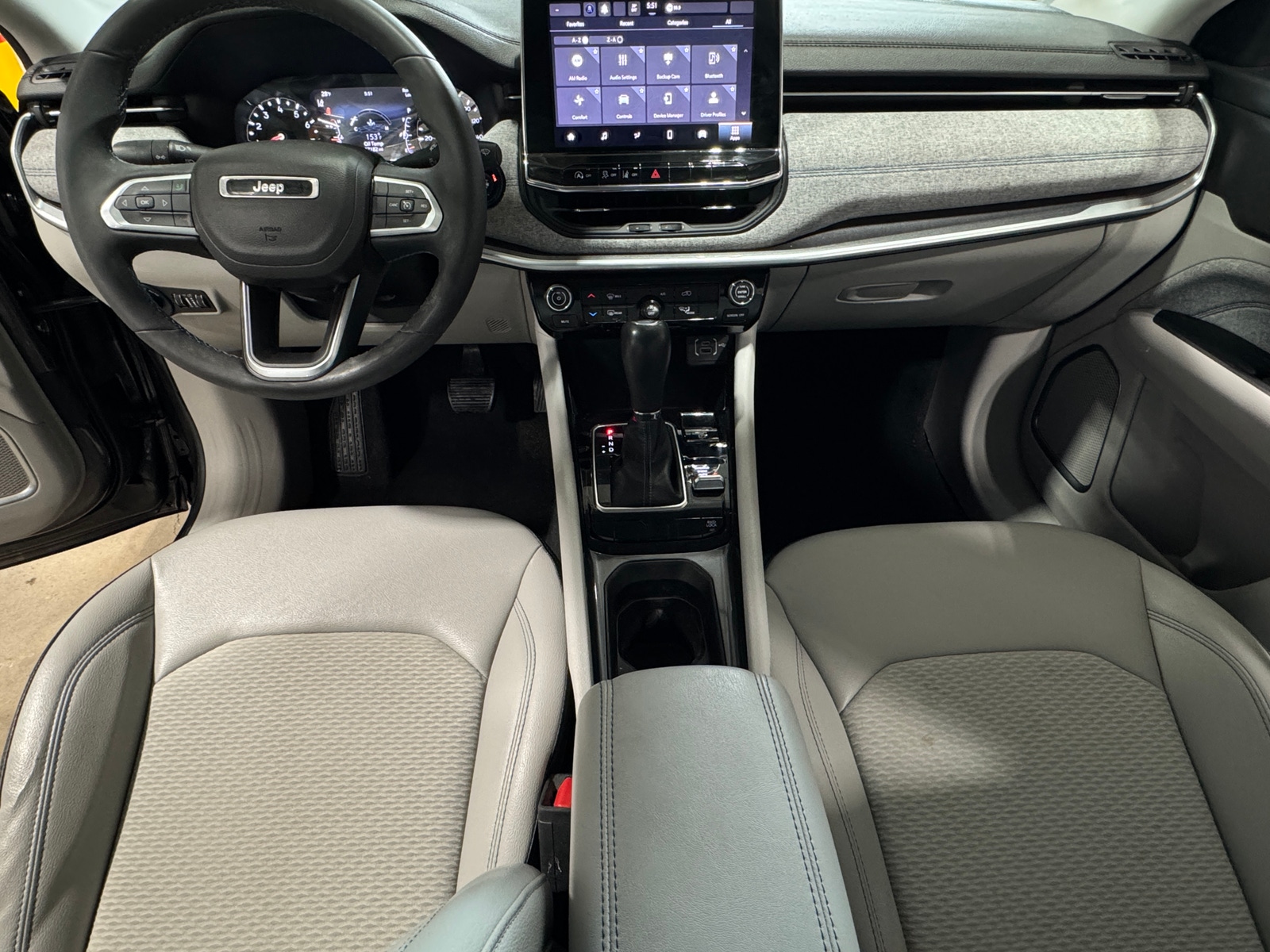 Thumbnail: 2022 Jeep Compass - 3