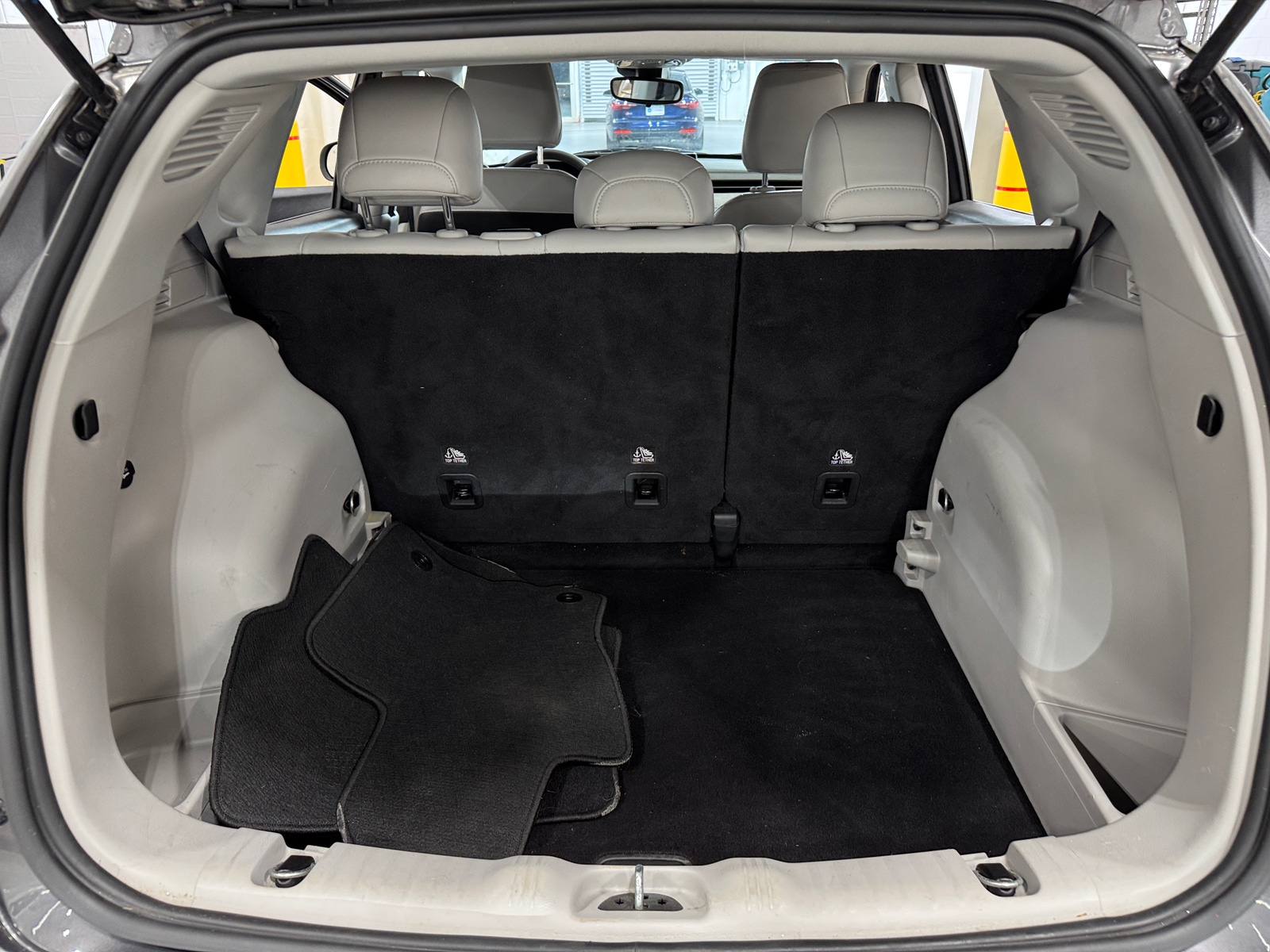 Thumbnail: 2022 Jeep Compass - 7