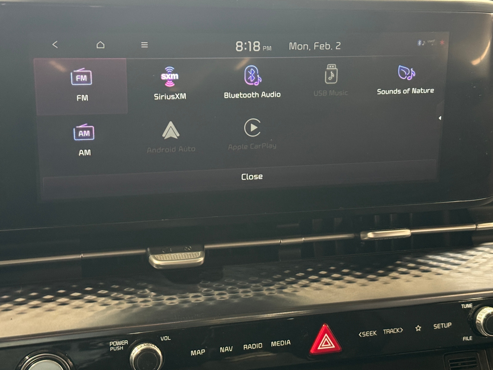 Thumbnail: 2022 Kia Carnival - 3