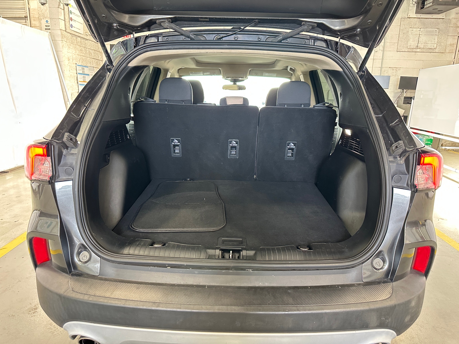 Thumbnail: 2020 Ford Escape - 7