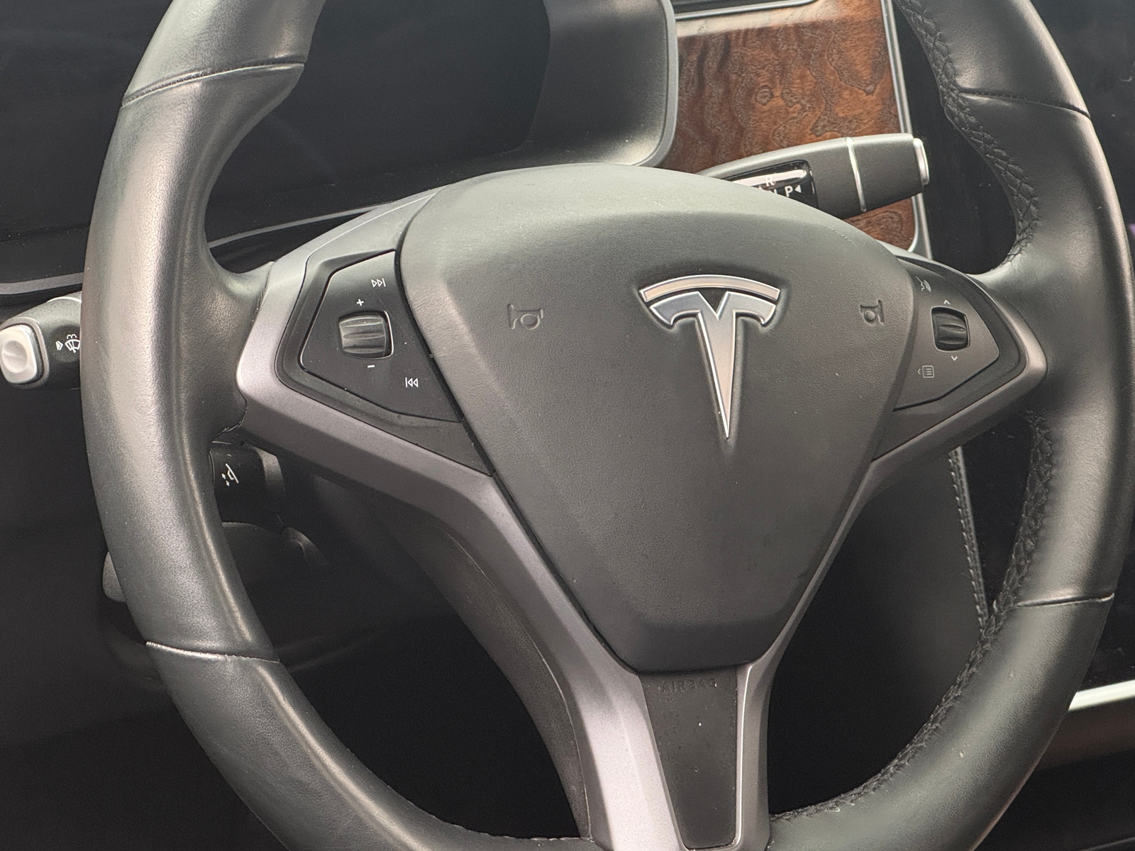 Thumbnail: 2020 Tesla Model X - 4