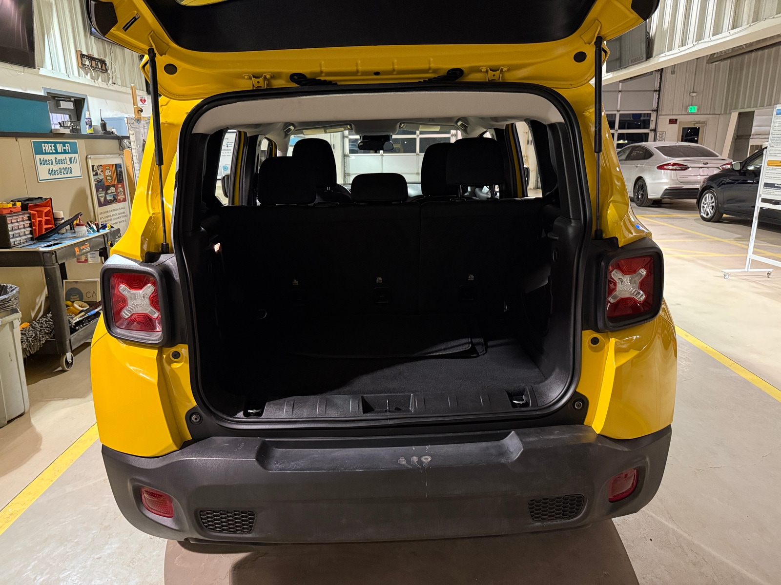 Thumbnail: 2023 Jeep Renegade - 7