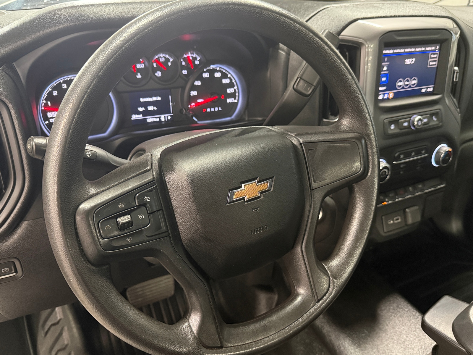 Thumbnail: 2023 Chevrolet Silverado 1500 - 5