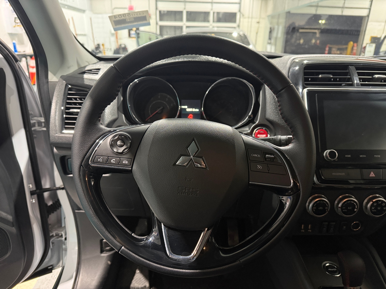 Thumbnail: 2024 Mitsubishi Outlander Sport - 5