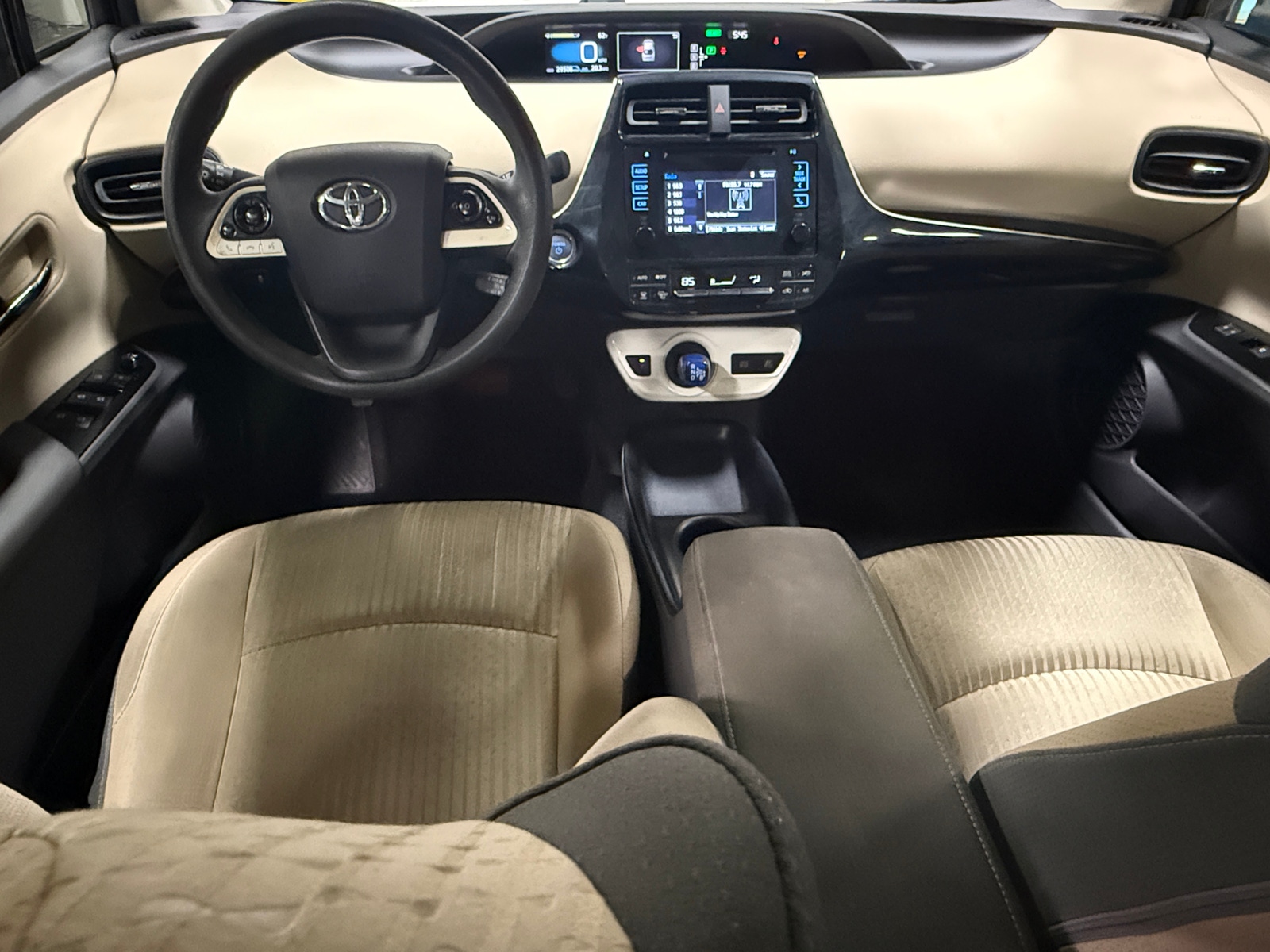 Thumbnail: 2016 Toyota Prius - 3