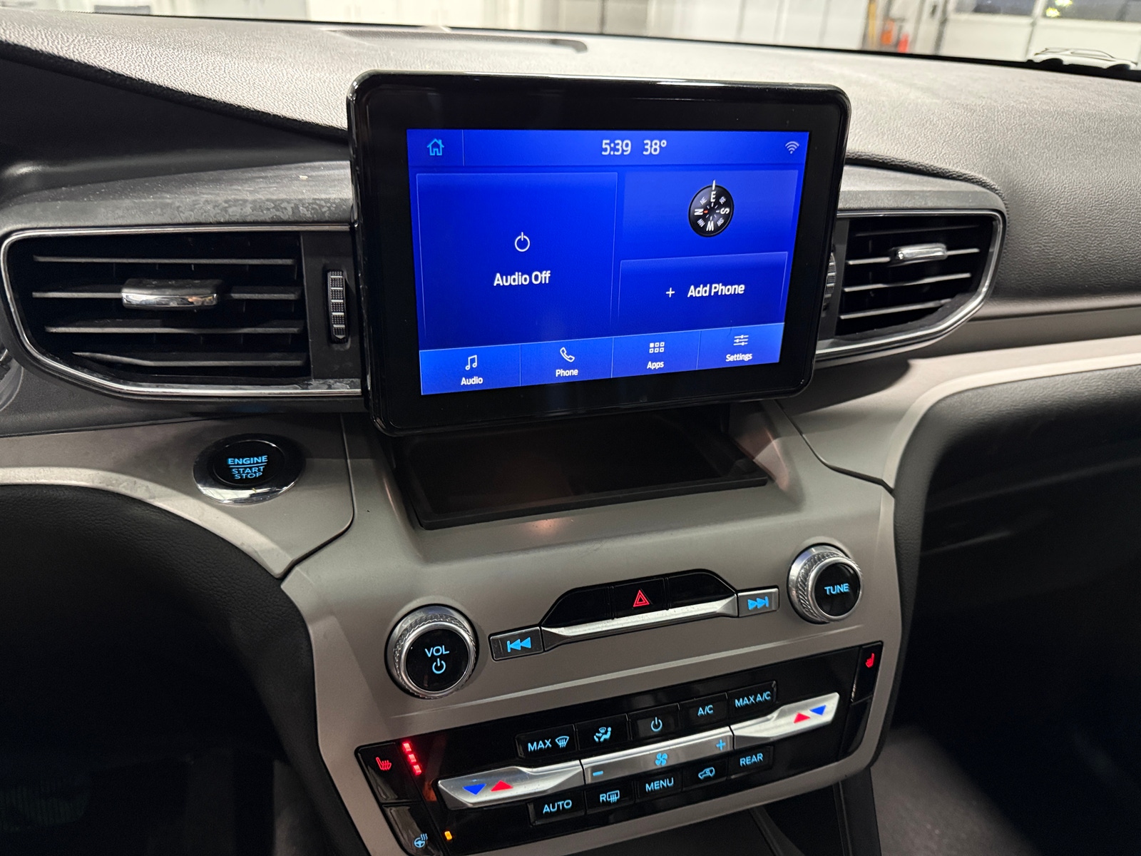 Thumbnail: 2023 Ford Explorer - 4