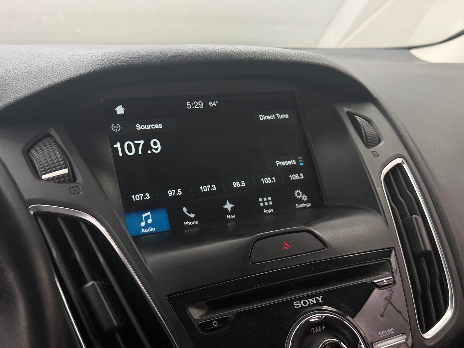 Thumbnail: 2016 Ford Focus - 3