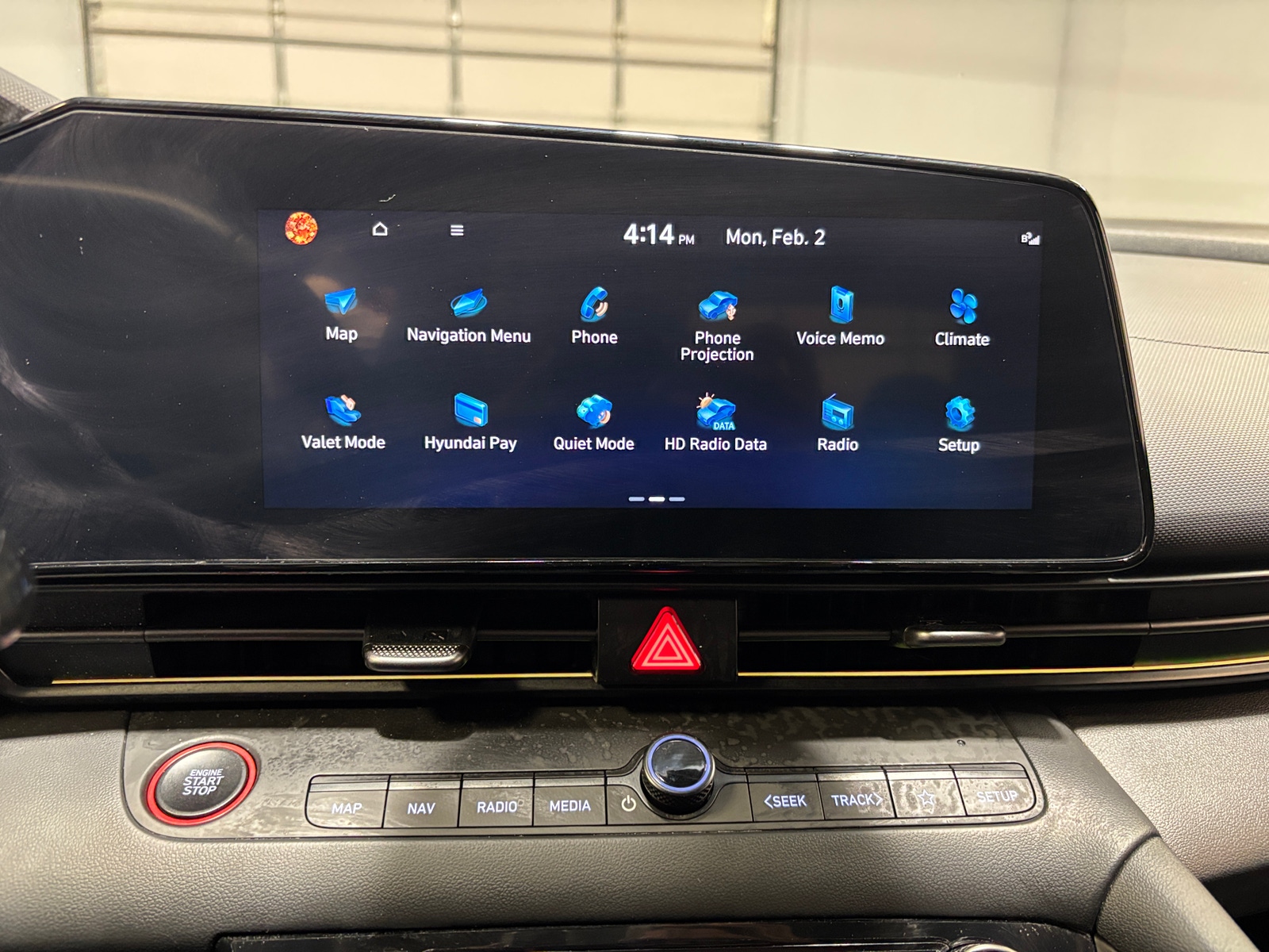 Thumbnail: 2024 Hyundai Elantra - 4