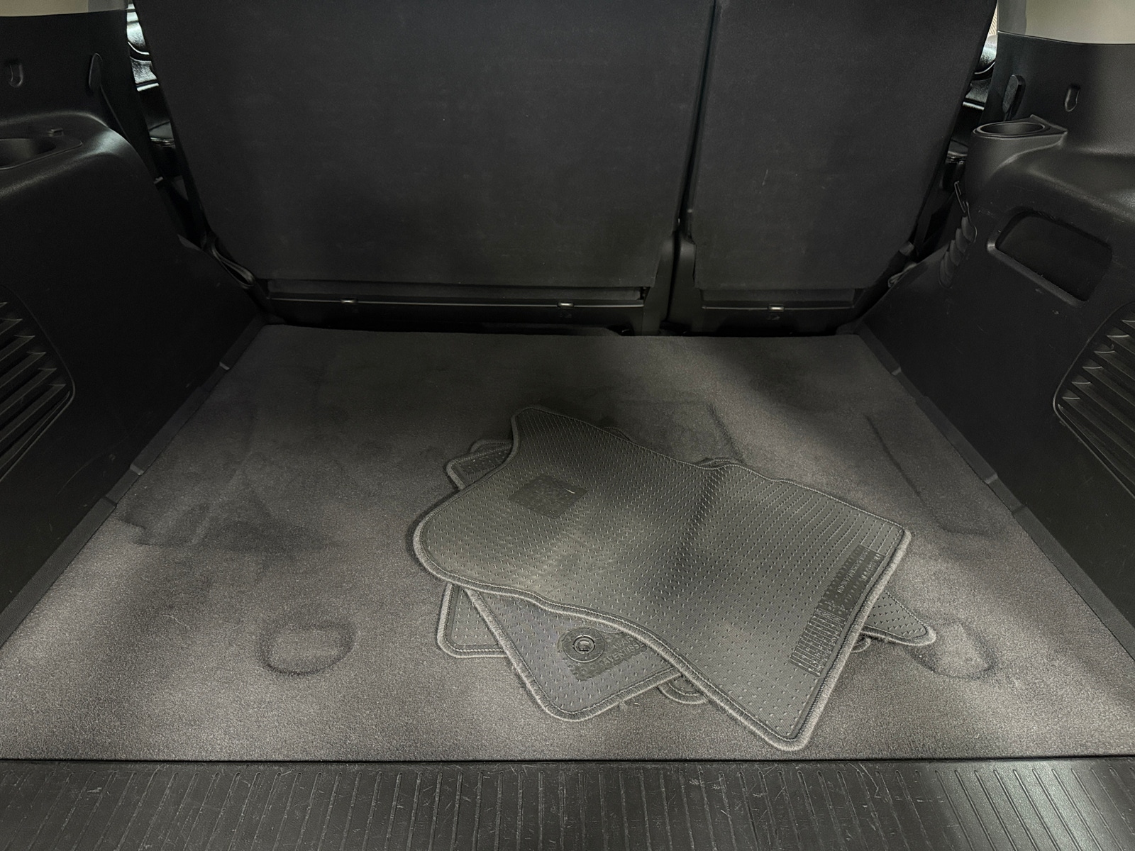 Thumbnail: 2019 Chevrolet Tahoe - 7