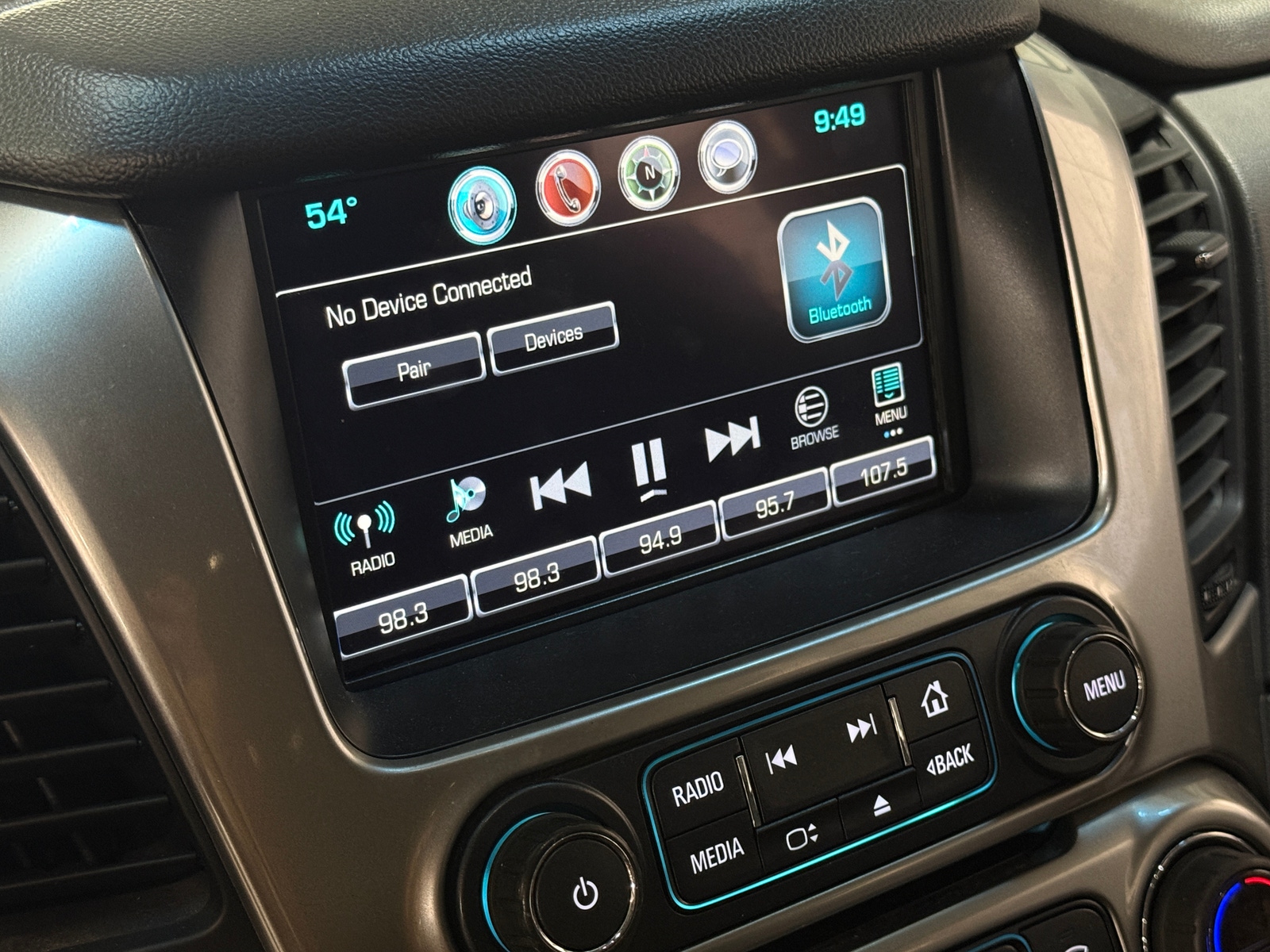 Thumbnail: 2019 Chevrolet Tahoe - 4